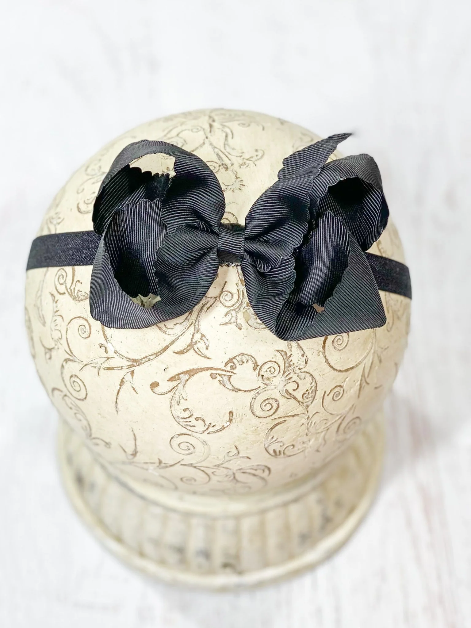 4.5" Classic Scalloped Hair Bow | Clip or Headband - Image 48