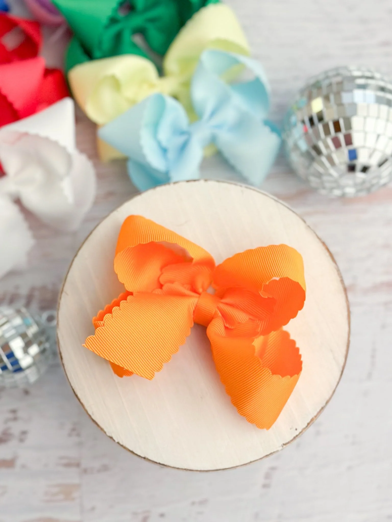 4.5" Classic Scalloped Hair Bow | Clip or Headband - Image 8