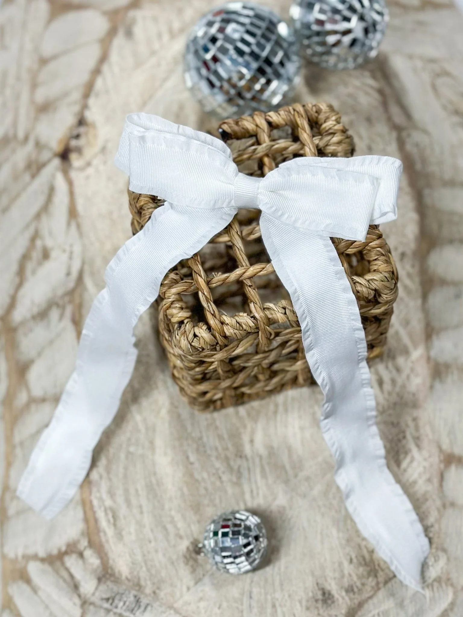 Ruffle Edge Ribbon Hair Bow - Alligator Clip - 5" - Image 5