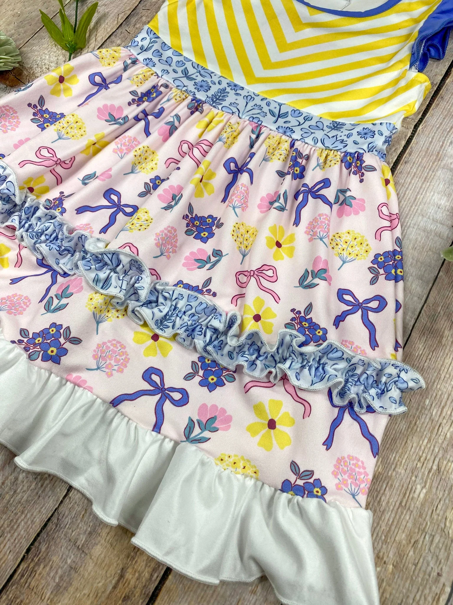 Bows and Daisies Tiered Dress - Image 3