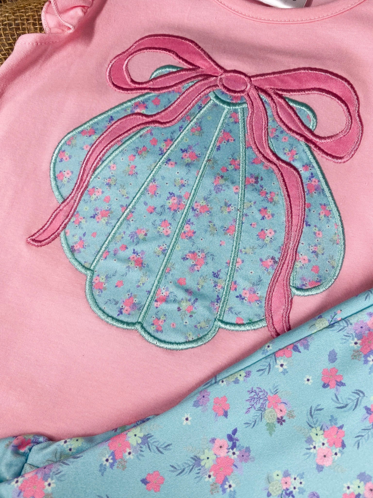 Pink Seashell Ruffled Girls Shorts Set - Image 3