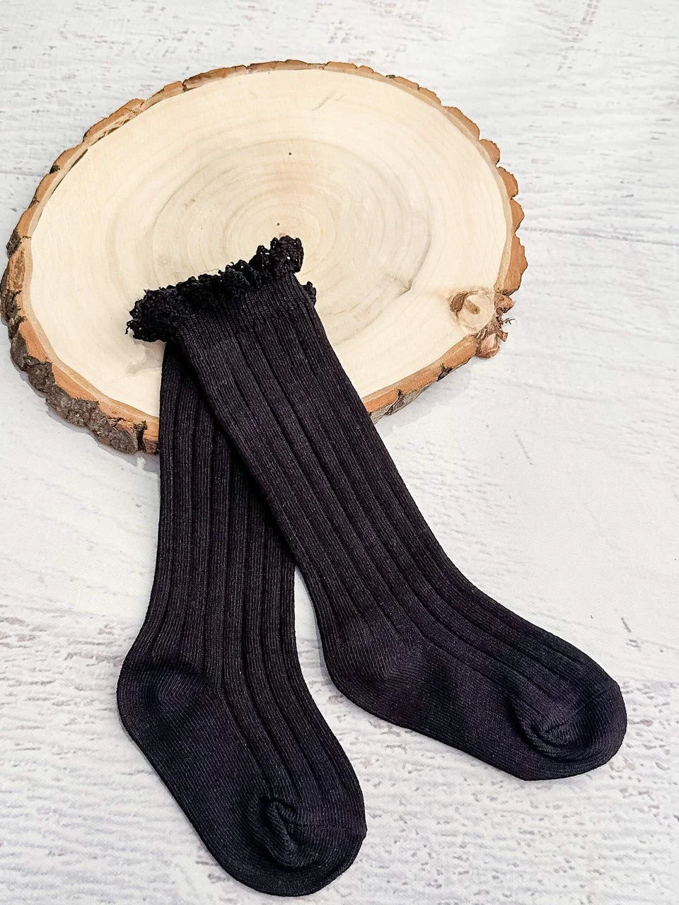 Black Lettuce Edge Ruffle Socks