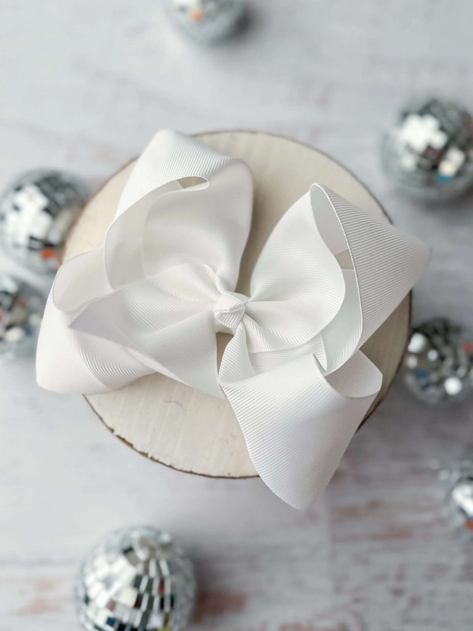 5.5" Oversize Grosgrain Hair Bow | Alligator Clip - Image 3