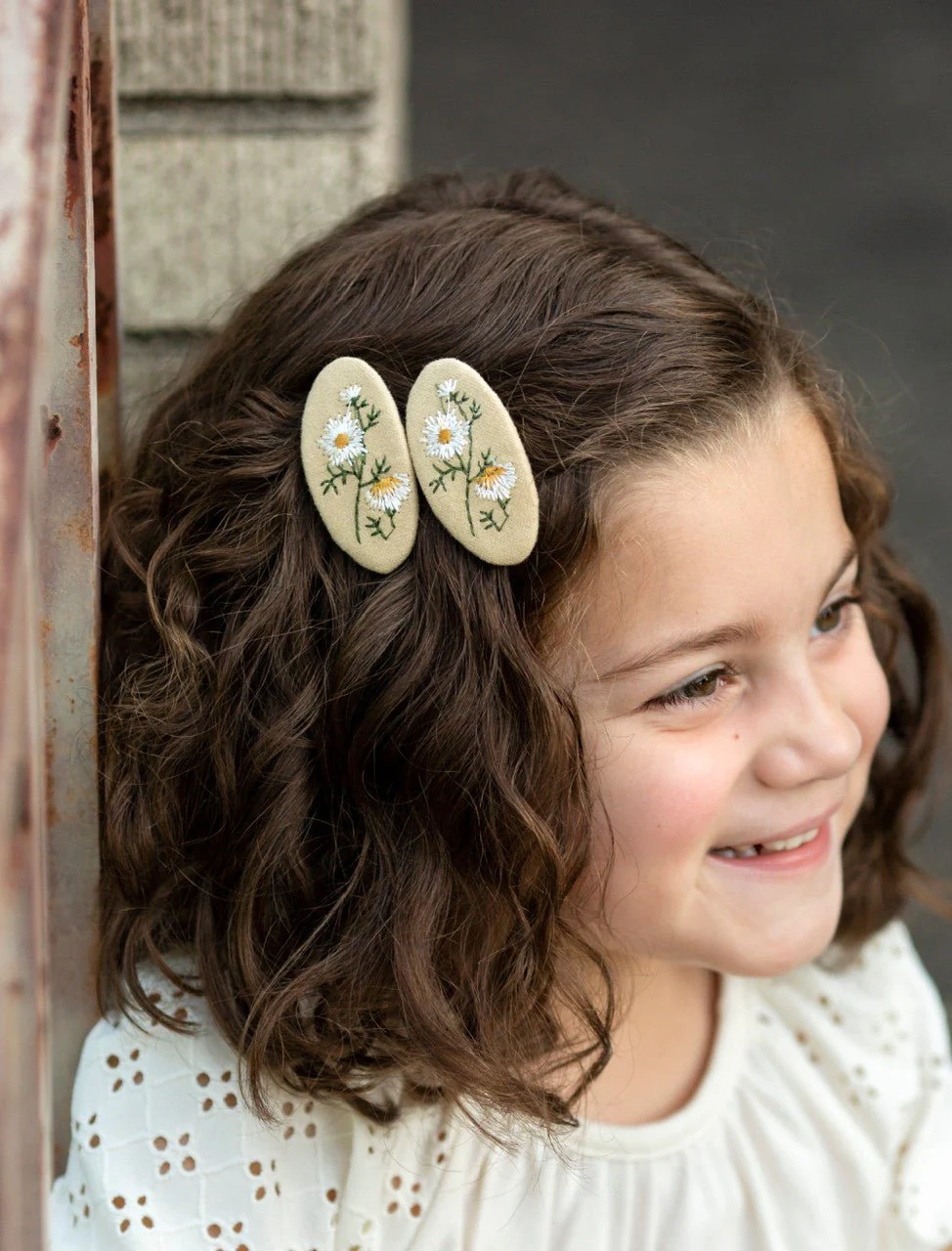 Daisy Stitched Clippies - 2ct - Image 2