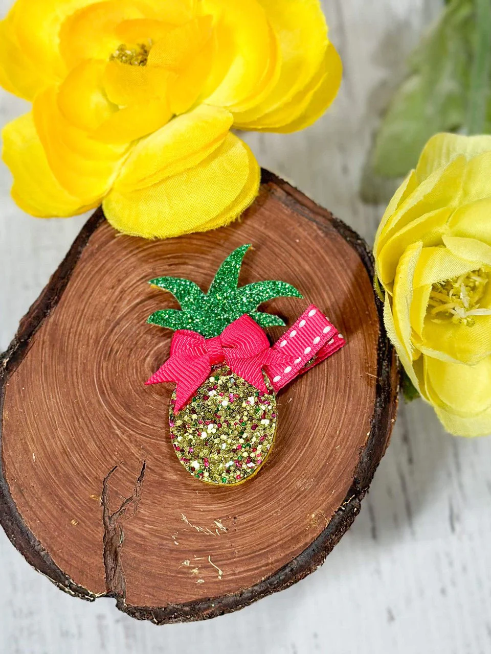 Pineapple Clippie: FINAL SALE