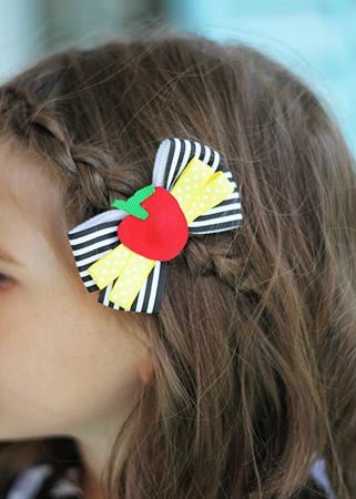 Teacher's Favorite Apple Bow Clippie - Image 2